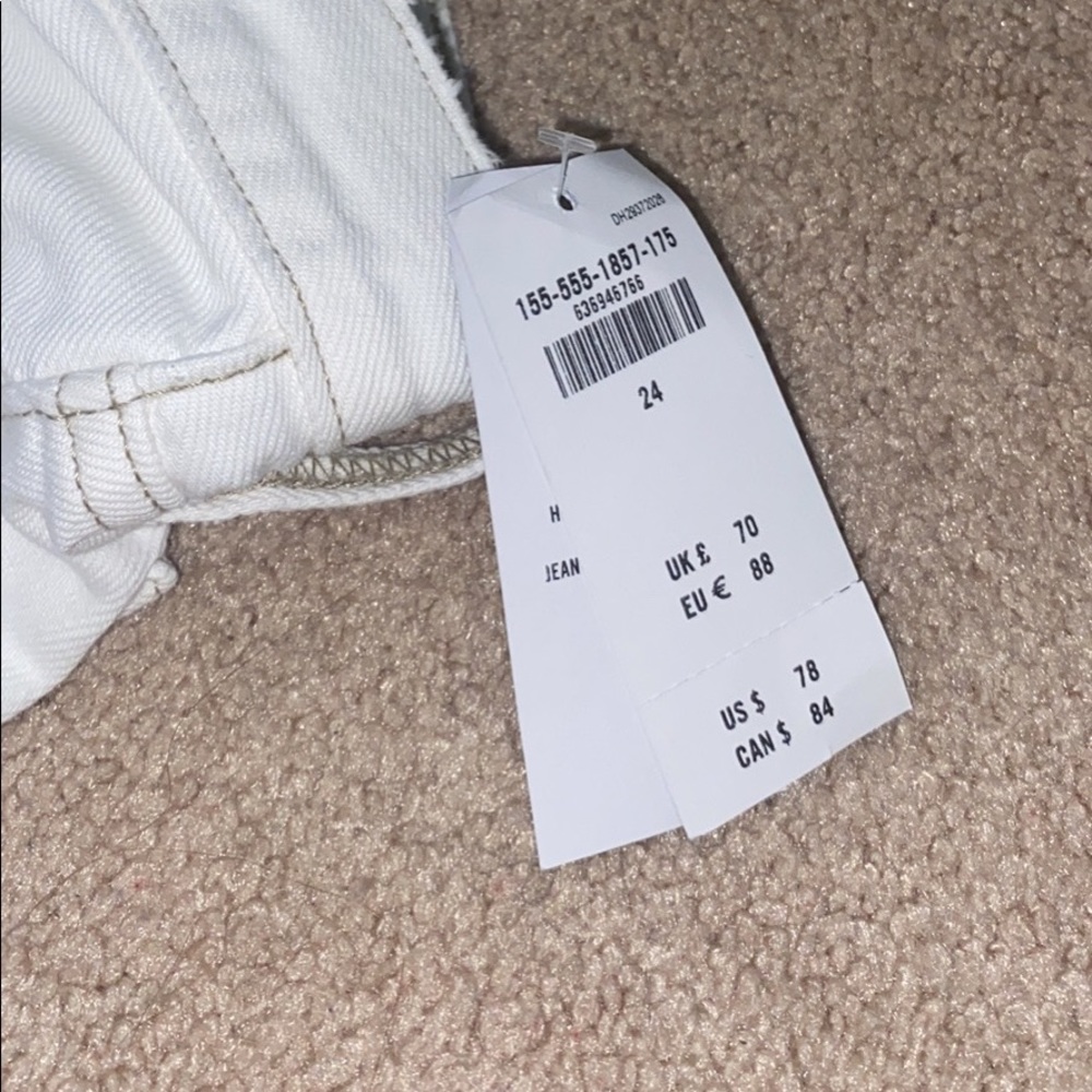 Abercrombie and Fitch white jeans brand new , with tags